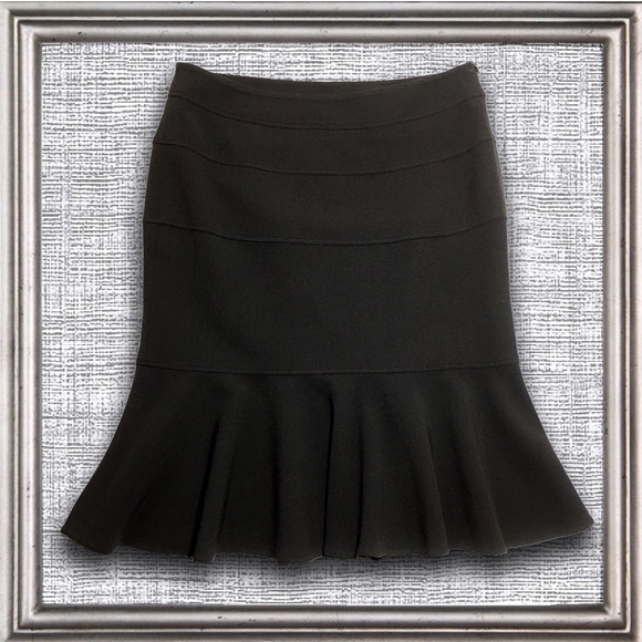 Giorgio Armani Black wool Italian flounce skirt 8 - Picture 2 of 4