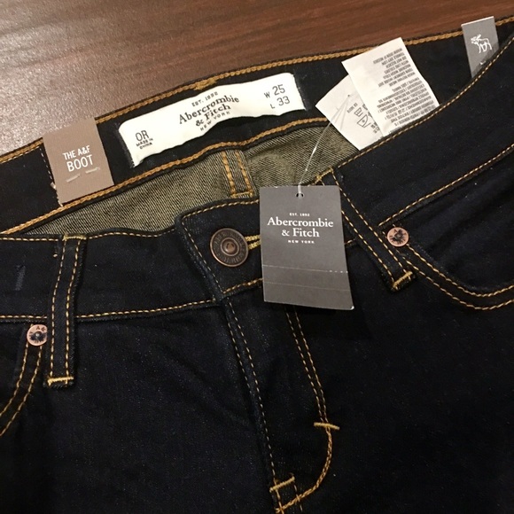 Abercrombie & Fitch Dark Wash Jeans. - Picture 2 of 3