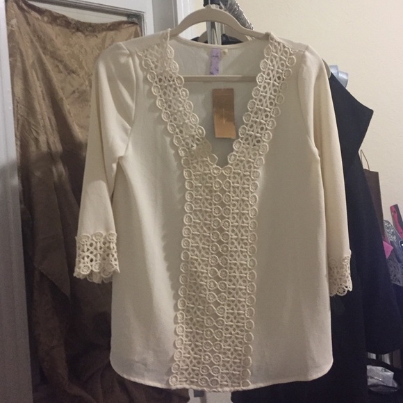 Beautiful float blouse