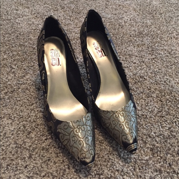9 & Co Heels sz 8