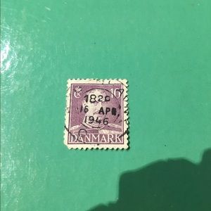 DANMARKAN rare post stamp the price is 1000 000