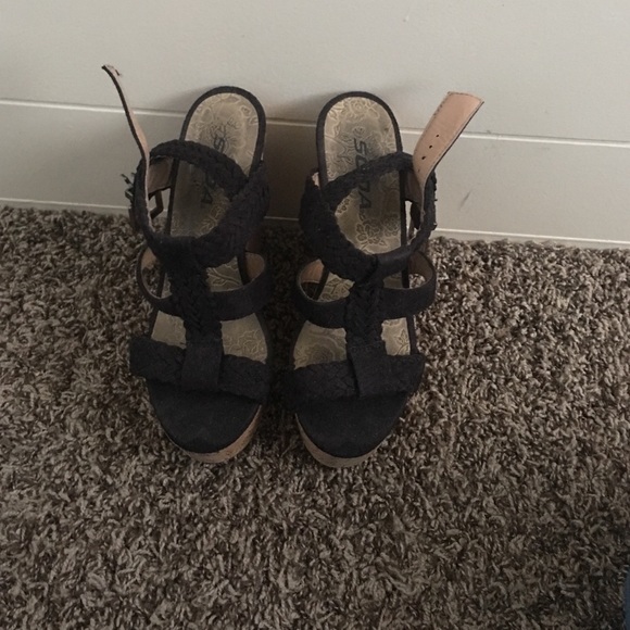Wedges - Picture 1 of 2