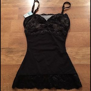 Love Your Assets by SPANX slimming camisole top