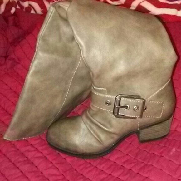 🔴REDUCED🔴Carlos Santana Knee-high boots