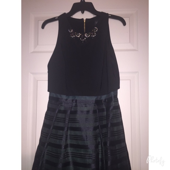 Xscape evening gown size 4