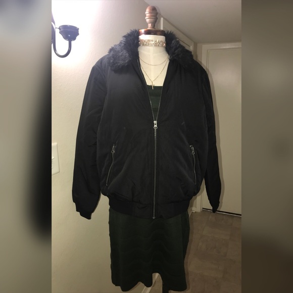 HP Aspen Faux Fur Black Bomber - Picture 5 of 8