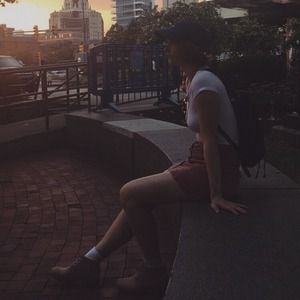 Meet your Posher, Laurie