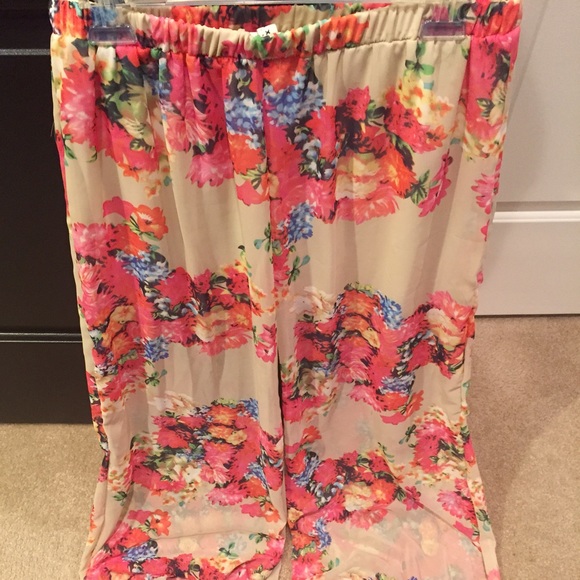 Floral Palazzo Pants. Lined