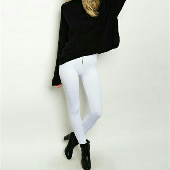 Cozy Off White Leggings - Picture 3 of 4