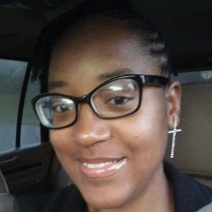 Meet your Posher, Yolanda