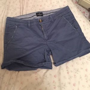 AEO blue twill midi shorts