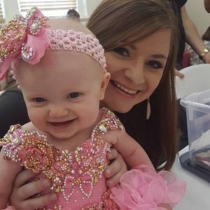 Meet your Posher, Brooke