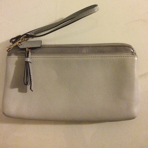 Coach Handbags - Coach wallet