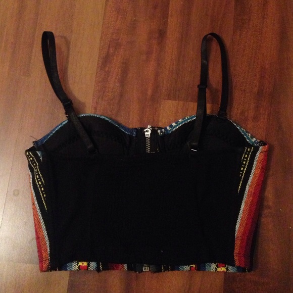 Aztec Crop Top - Picture 3 of 3