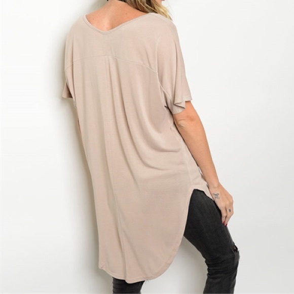 🎈LAST ONE🎈Nude Beige Soft Pocket Slouch Tee - Picture 2 of 4