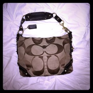 🌸Coach Signature Monogram Purse