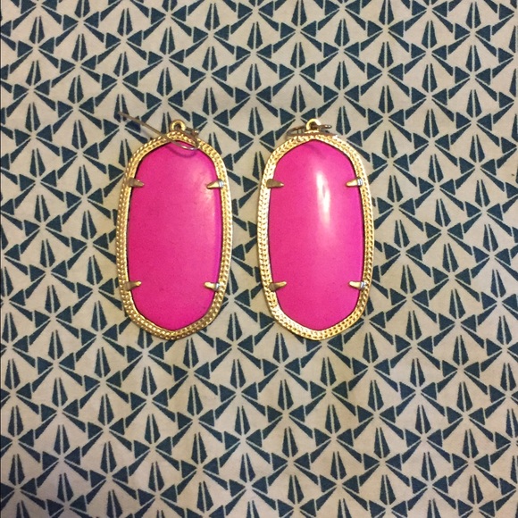 Kendra scott earrings