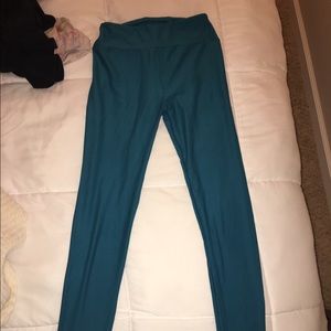 Lularoe. One size. teal. NEVER WORN. One size