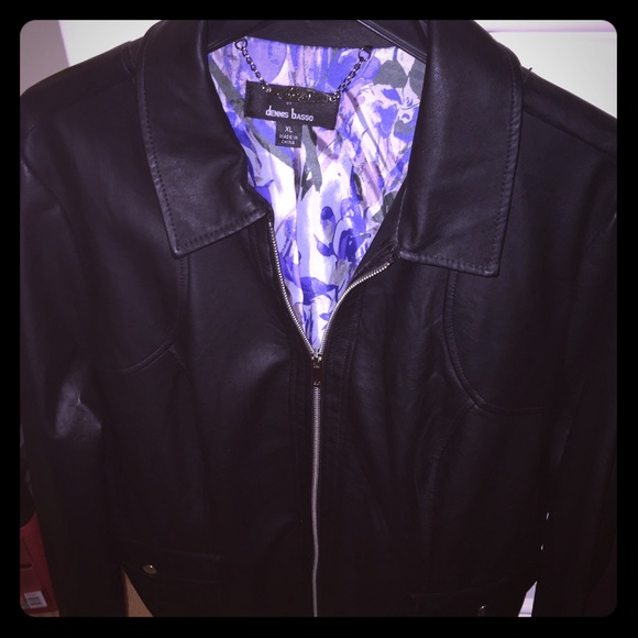 Black faux leather bomber jacket. Never worn😊 - Picture 1 of 4