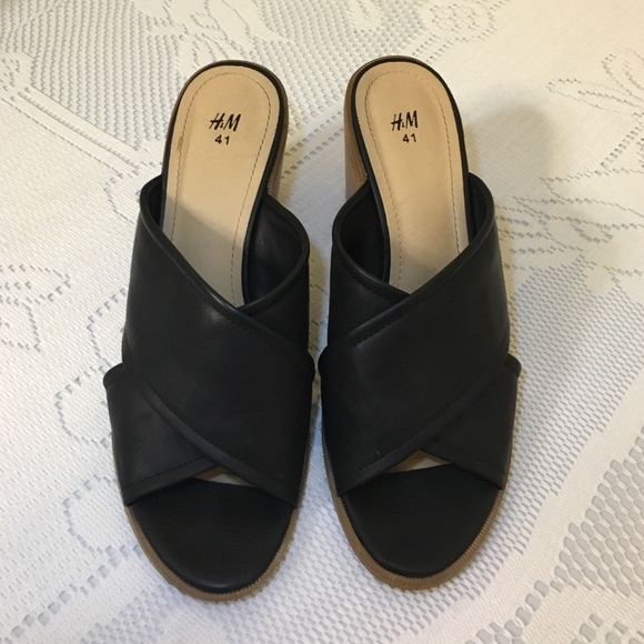 Black Crisscross Mules
