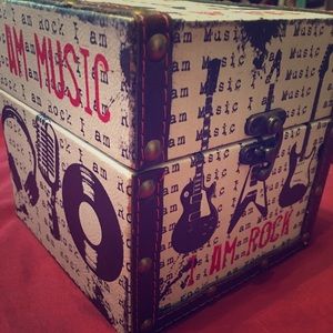 Cute I Am Rock trinket box