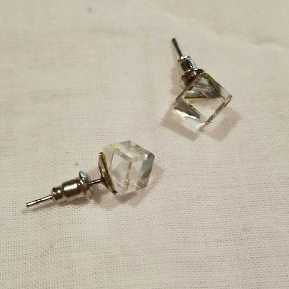 Clear cube earrings