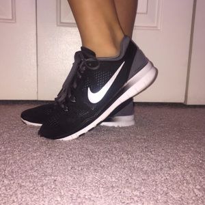 Nike shoes