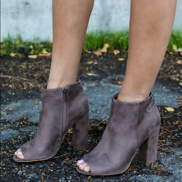 Taupe suede peep toe heel bootie - Picture 3 of 4