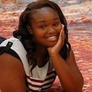 Meet your Posher, Charlette