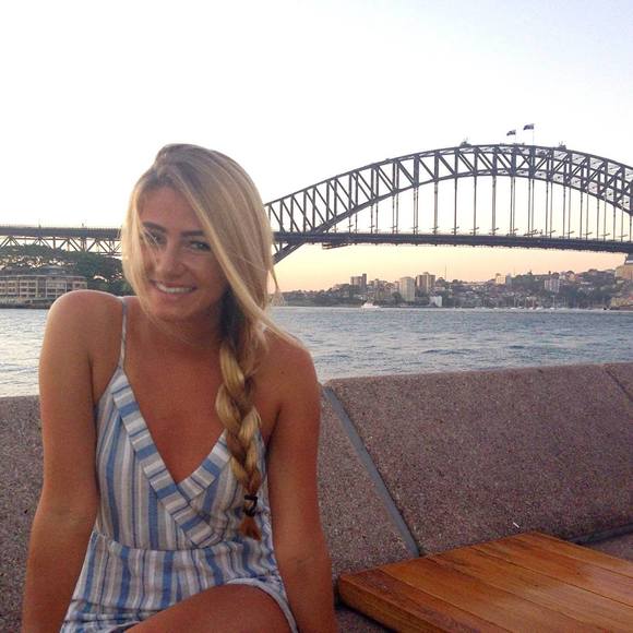 Meet your Posher, Sophia