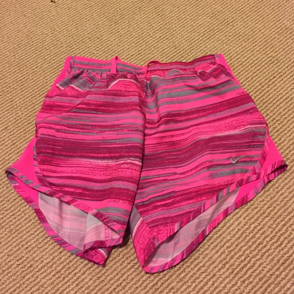 Nike KIDS XL shorts (fit 135 lb adult)