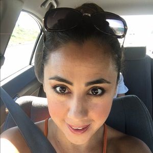 Meet your Posher, Maribel