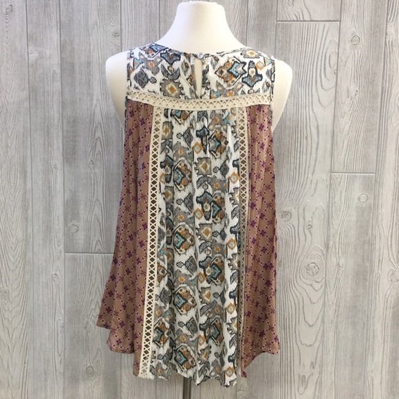 Multi Print Flare Sleeveless Blouse - Picture 3 of 4