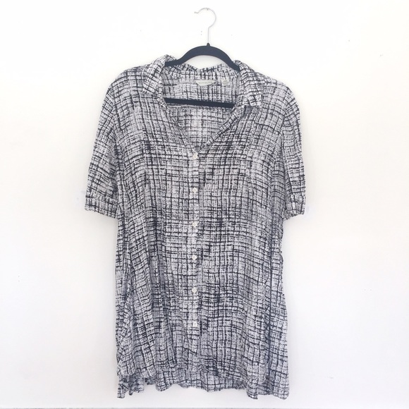 11-1-TLYHO by Anthropologie button up tunic top