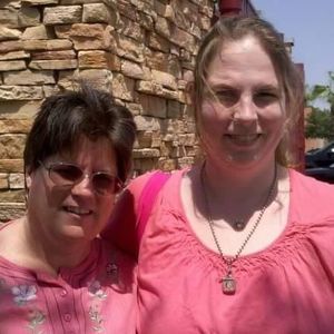 Meet your Posher, Carrie