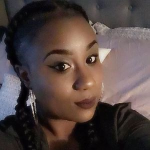 Meet your Posher, Candace