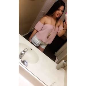 Meet your Posher, Rosy