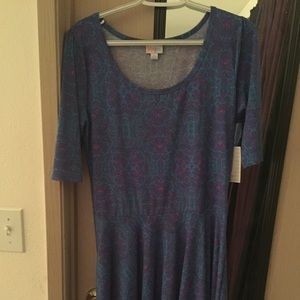 NWT Large Nicole