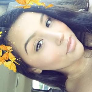 Meet your Posher, Marissa