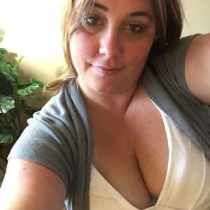 Meet your Posher, Becky