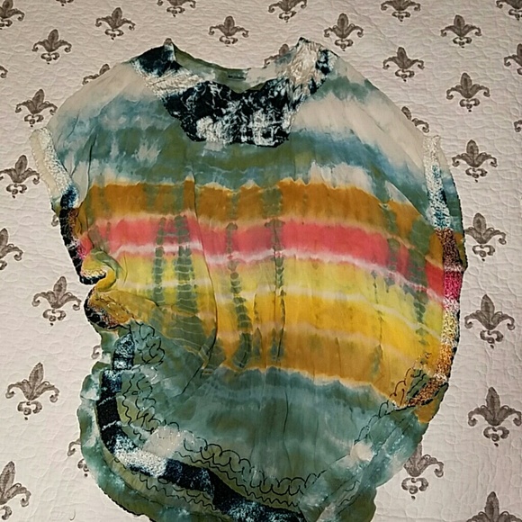 Beautiful sheer blouse or could be used as a