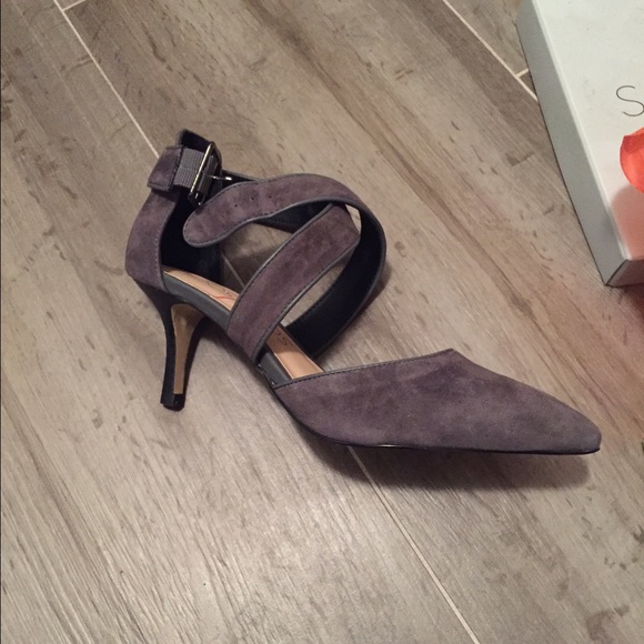 Sole society grey heels