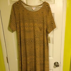 Lularoe Carly dress