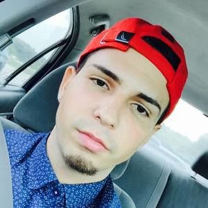 Meet your Posher, Ernesto