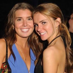 Meet your Posher, Harriette