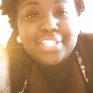 Meet your Posher, Mya