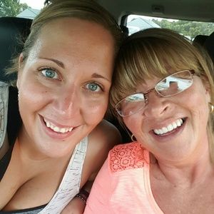 Meet your Posher, Kari