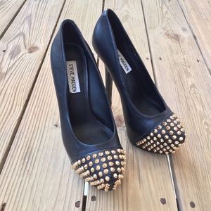 Steve Madden Leather Gold Studded Platform Pumps