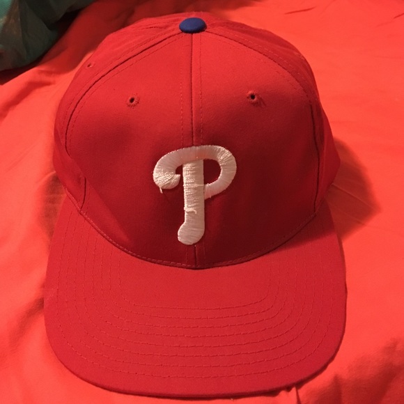 Philadelphia Phillip Baseball Ball Cap Red White