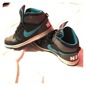 Nike high tops size 9